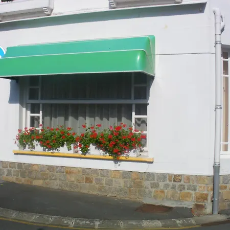 A L'abri Des Vents 3*