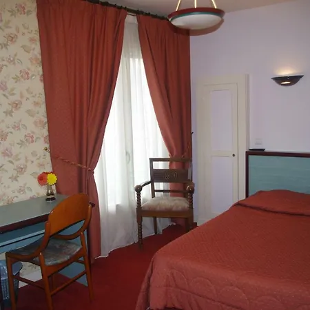 A L'abri Des Vents 3* Сен-Жан-ле-Тома