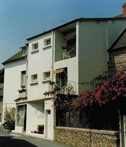 A L'abri Des Vents Bed and breakfast