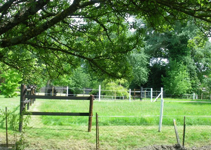 A L'abri Des Vents Bed and breakfast Saint-Jean-le-Thomas