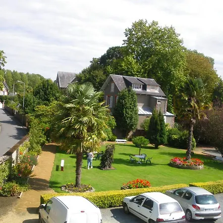 A L'abri Des Vents Bed and breakfast